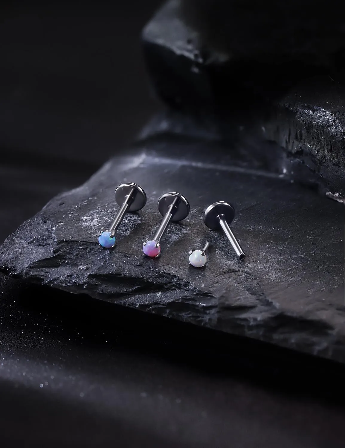 20G 18G 16G Titanium Threadless Flat Back Earrings Nose Ring Studs Tragus Labret Medusa Piercing Jewelry G23 Monroe Lip Ring Snake Bite Forward Helix Conch Cartilage Earrings Piercing Jewelry