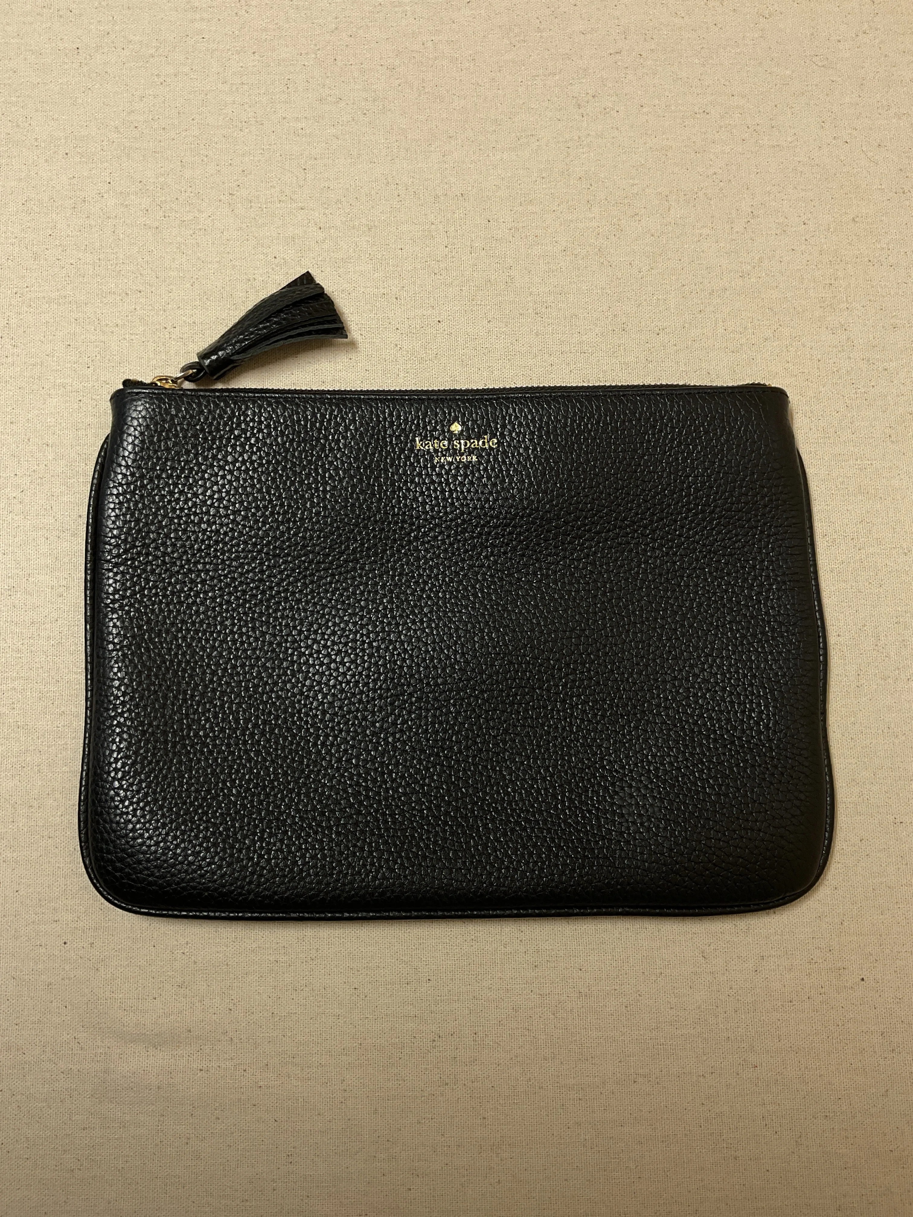 Clutch Designer By Kate Spade In Black, Size:Medium