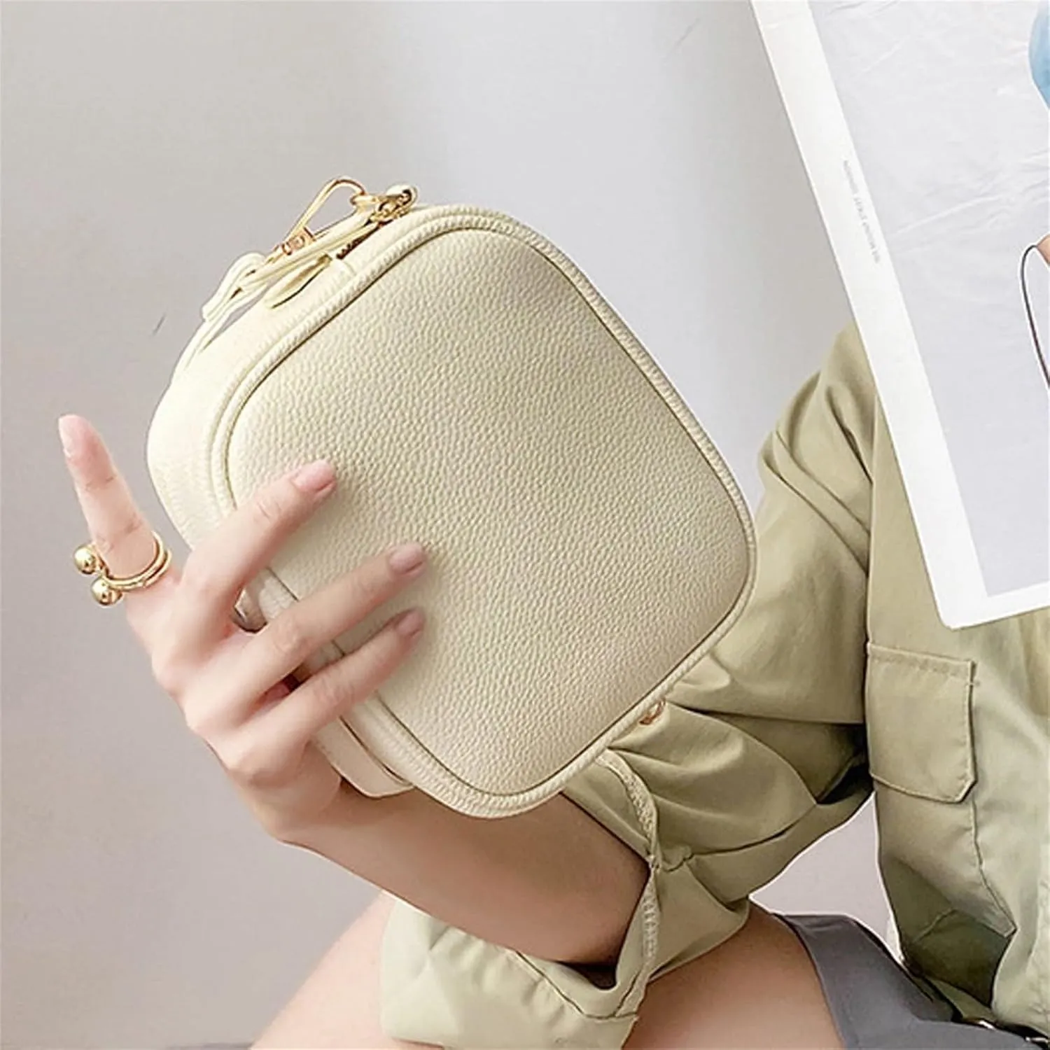 Crossbody Bags for Women Faux Vegan Leather Small Square Shoulder Bag with Adjustable Strap Fashion Everyday Purses