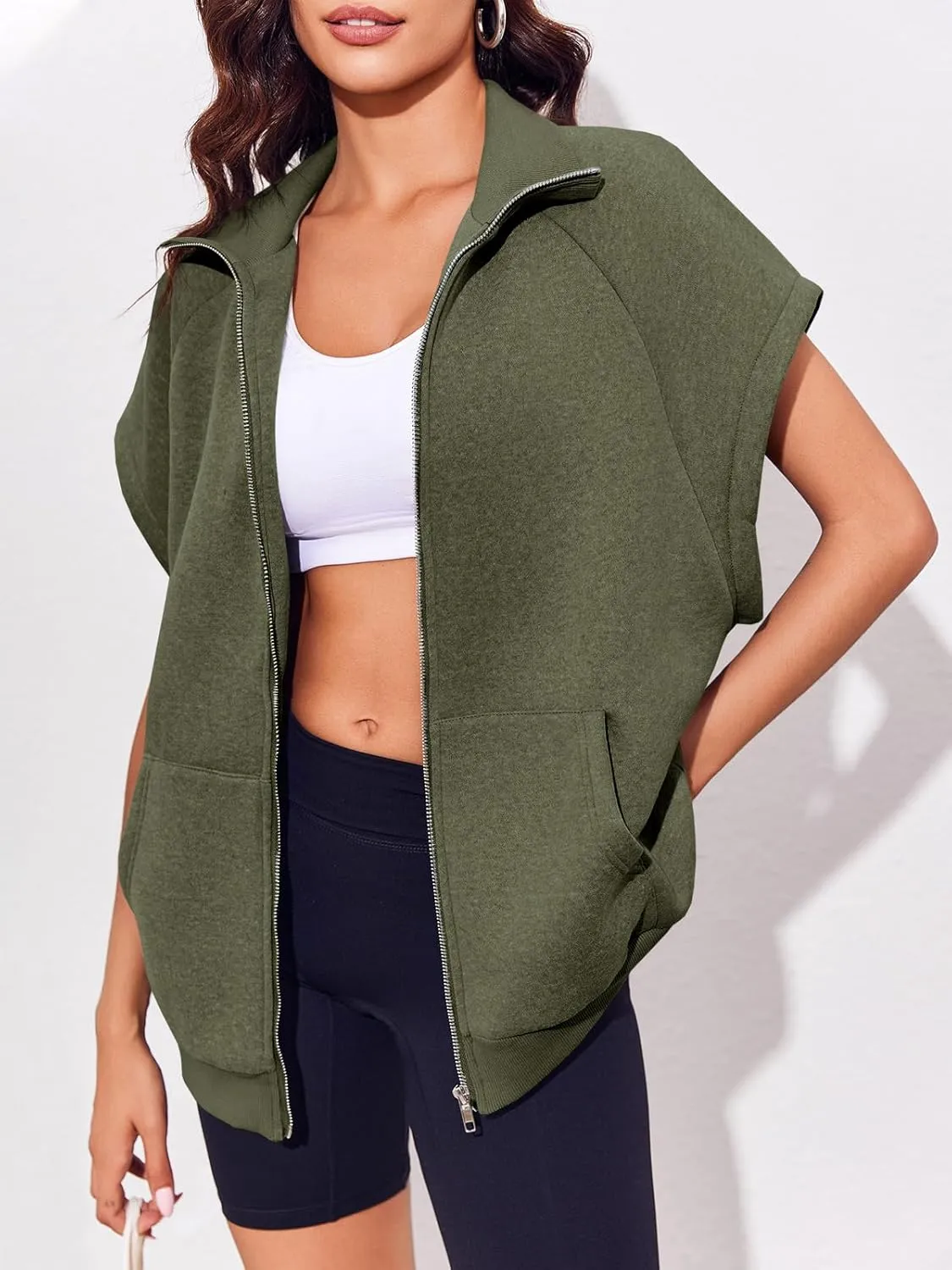 Fisoew Womens Oversized Zip Up Sweatshirts Warm Fleece Vests Fall Casual Sleeveless Jackets with Pockets
