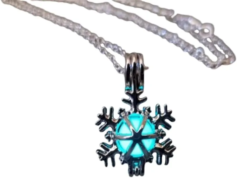 Glow Snowflake Necklace, Glowing Snowflake, Glow In The Dark, Winter Birthday, Christmas Jewelry, Adult Or DANS02666