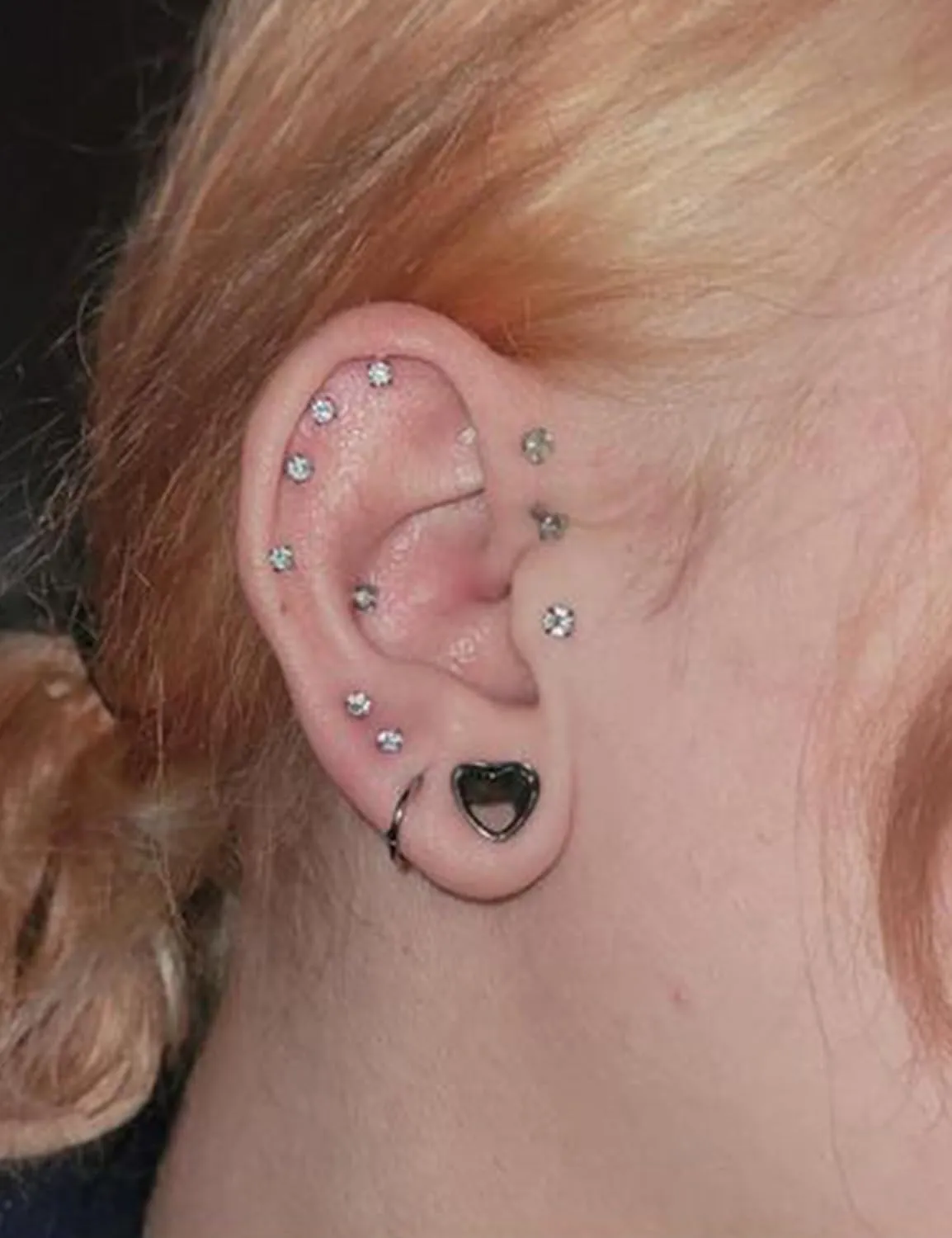 Kridzisw 20G 18G 16G Nose Rings Studs 316L Surgical Steel Flat Back Threadless Push in Nose Studs Screw L-Shaped Nose Rings Tragus Cartilage Helix Earrings Piercing Jewelry for Women Men