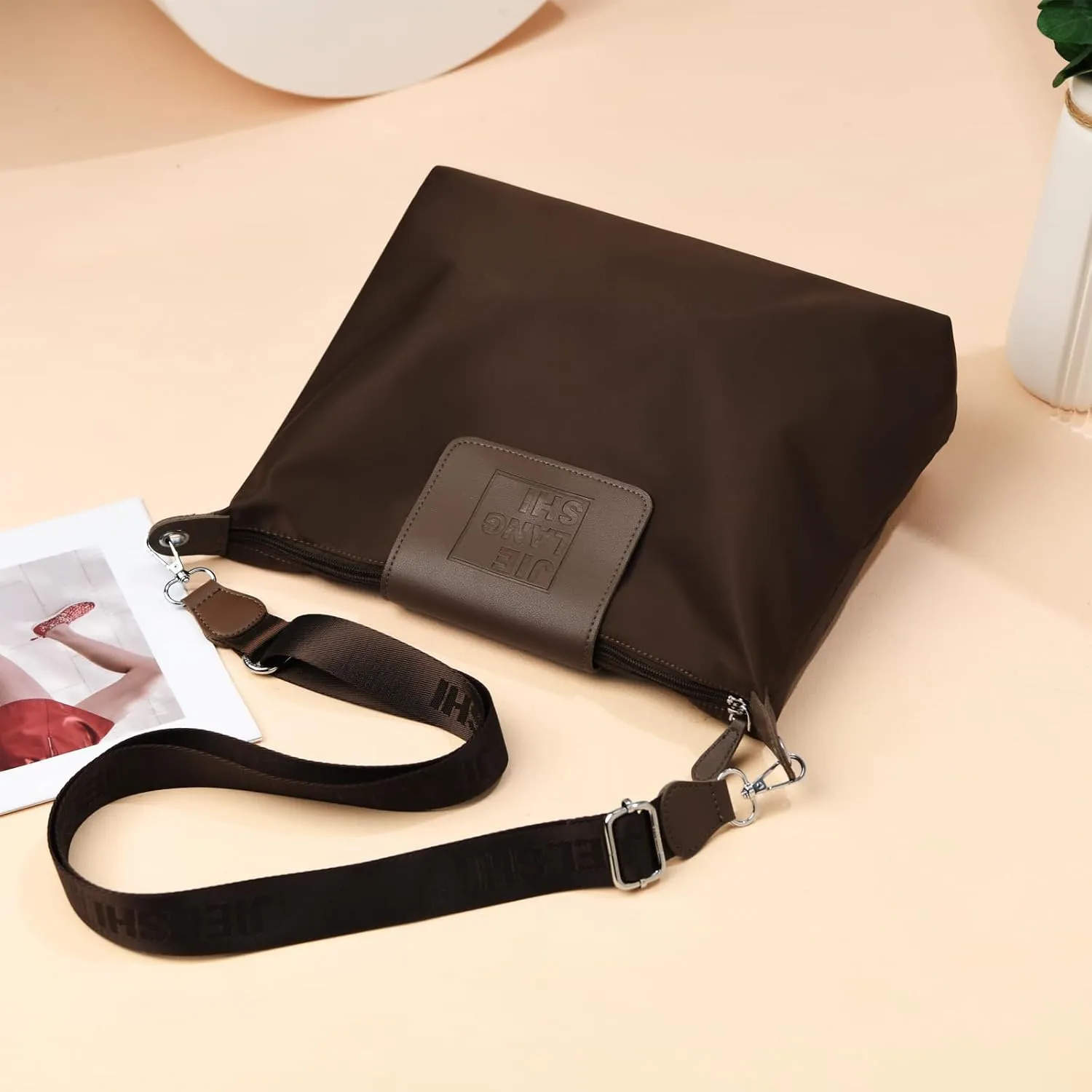 Large Crossbody Bag for Women Fabric Nylon Casual Commuter Bag Trendy Fashion Hobo Shoulder Bag Ladies Travel Handbag