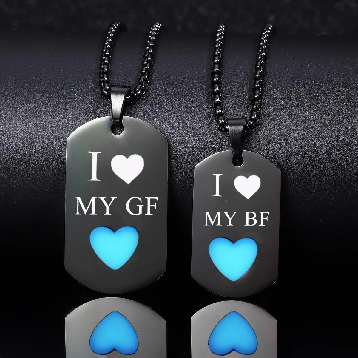 Matching Necklace For Couples, 2 Pcs I Love My Bf & Gf Engraved Stainless Steel Pendant Necklaces Glow In The Dark Heart Simple Dog Tag Necklace Valentine's Day Jewelry Gift