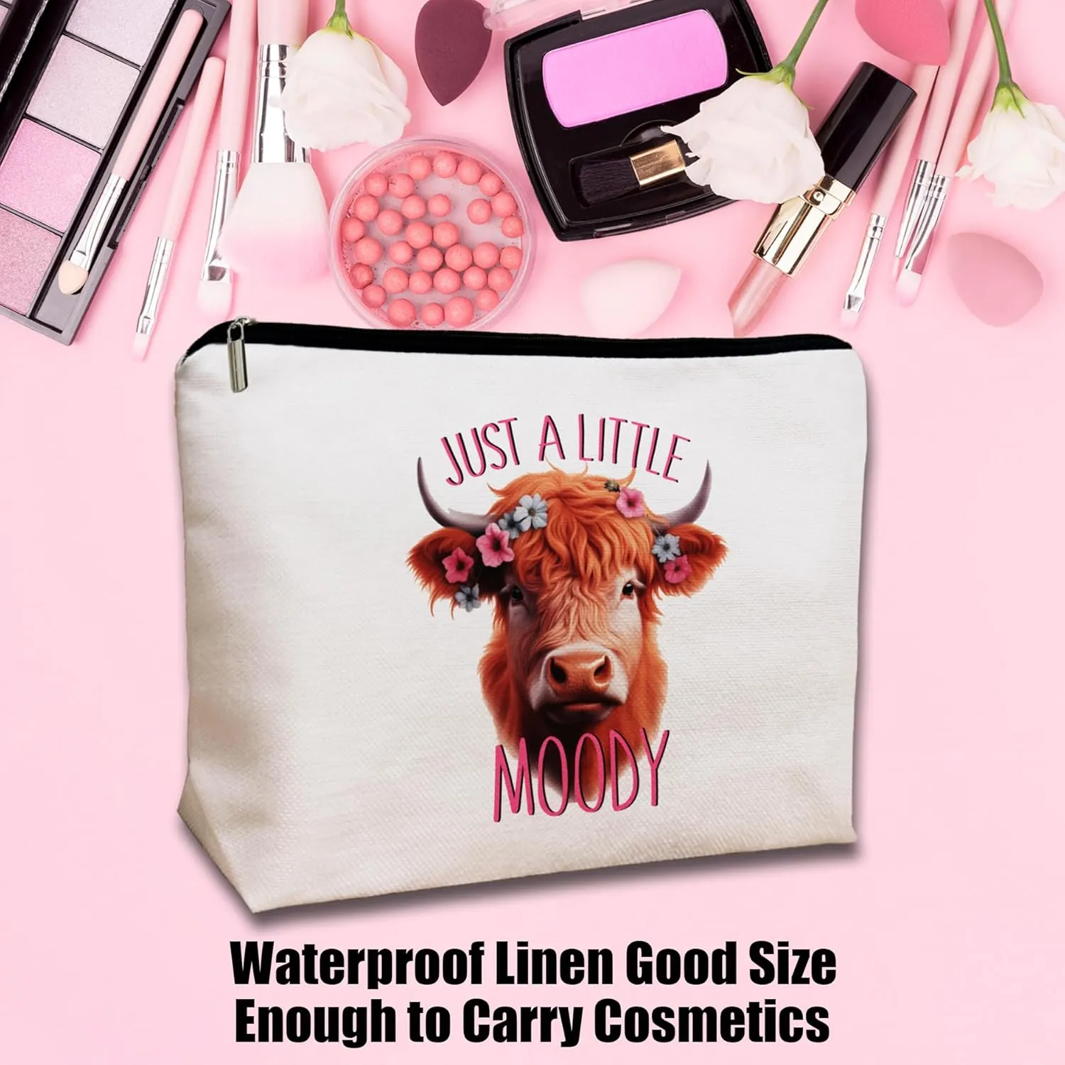 Pink Highland Cow Makeup Bag for Women Cute Moody Cosmetic Bag for Travel Toiletry Gift for Highland Cow Lovers Friends Sisters Daughters Ideal for Birthdays Christmas Western