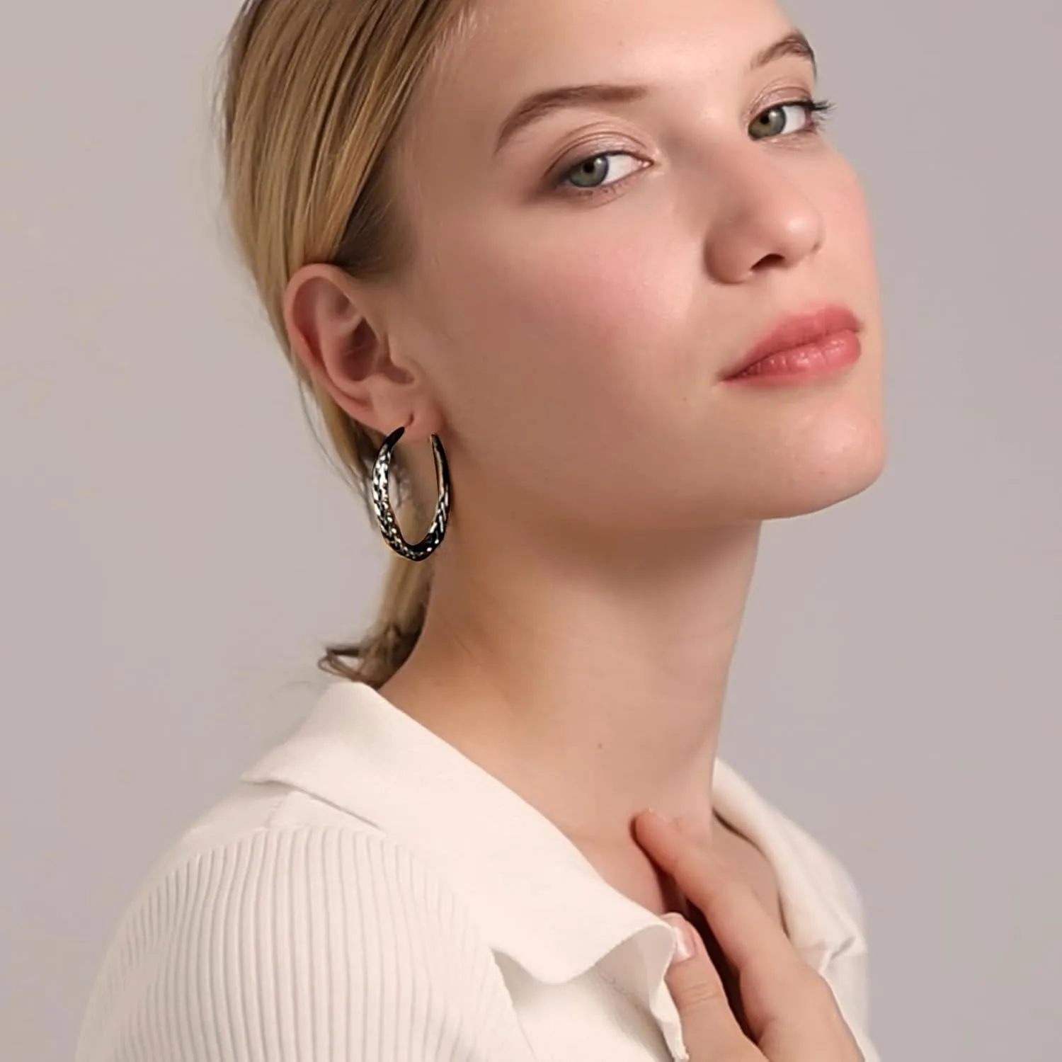 Senteria Silver Hoop Earrings for Women Hypoallergenic 925 Sterling Silver Post Hoop Earrings Lightweight Large Hoops Earring Thick Twisted Silver Hoops 30/40/50MM