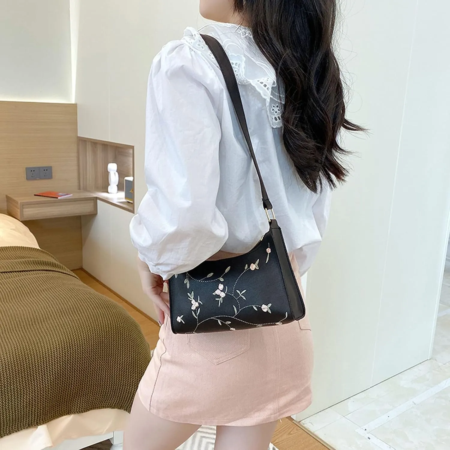 Sling Bags for Women Anti Theft Travel Women's Shoulder Bags Tote Satchel Hobo Cute Purse for Women Trendy(Black)
