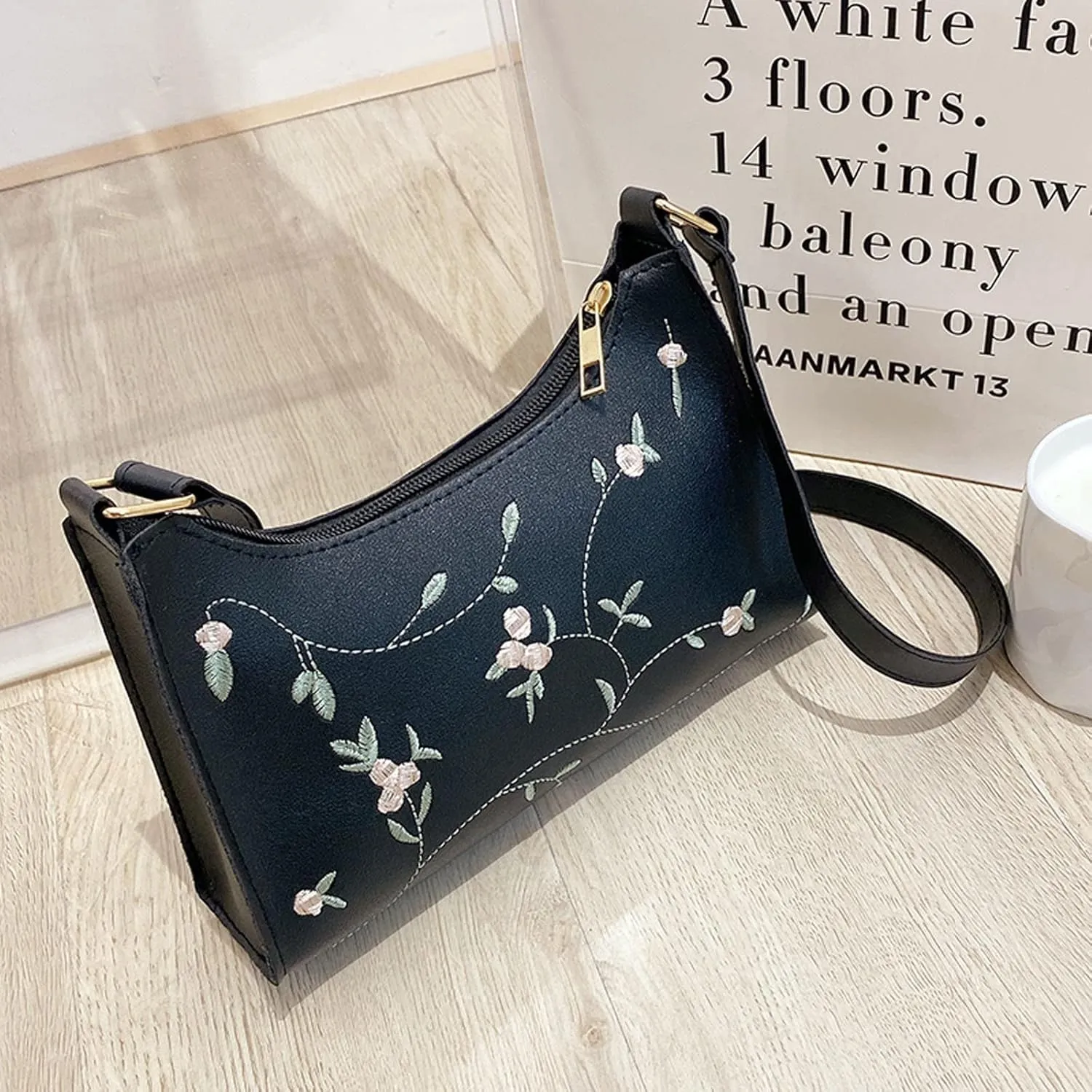 Sling Bags for Women Anti Theft Travel Women's Shoulder Bags Tote Satchel Hobo Cute Purse for Women Trendy(Black)
