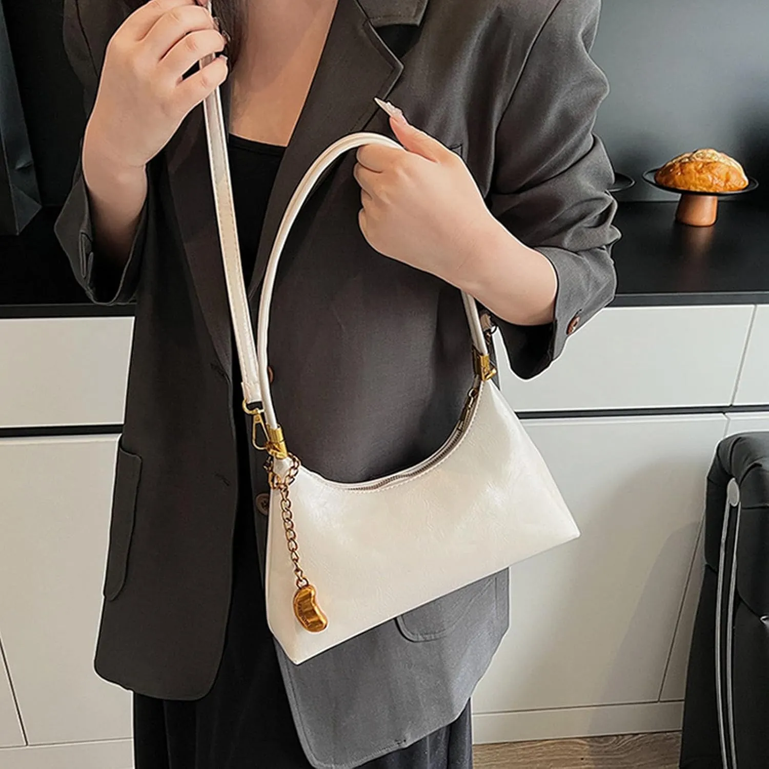 Small Hobo Shoulder Bag for Women 2025 - PU Leather Crossbody Purse with Detachable Strap | Trendy Vintage Crescent Bag