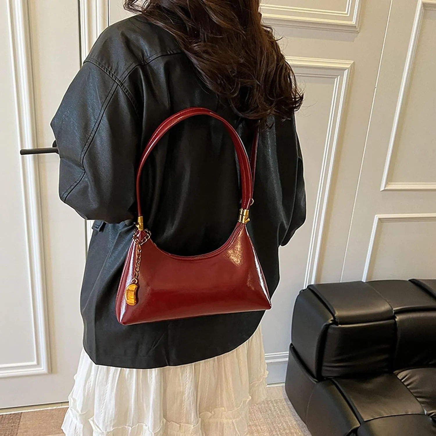 Small Hobo Shoulder Bag for Women 2025 - PU Leather Crossbody Purse with Detachable Strap | Trendy Vintage Crescent Bag