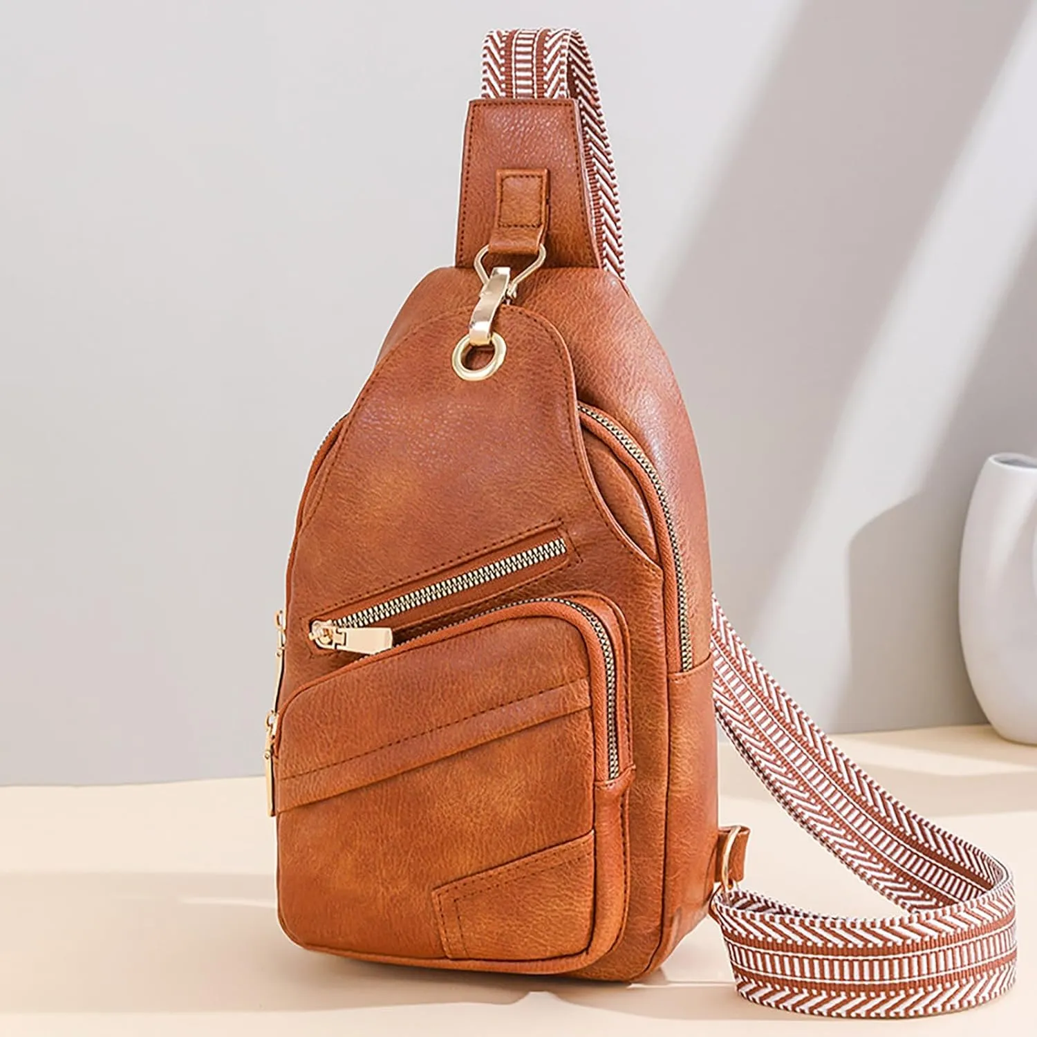 Small Sling Bag for Women And Men Mini Crossbody Phone Chest Purses Casual Fashion Daily Travel Bags with Guitar Straps