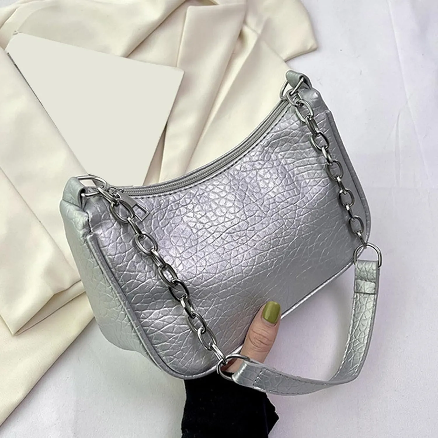 Travel Crossbody Bags for Women Crossbody Purses and Handbags Lightweight Pocketbook Cute Purse for Women Trendy(One Size)