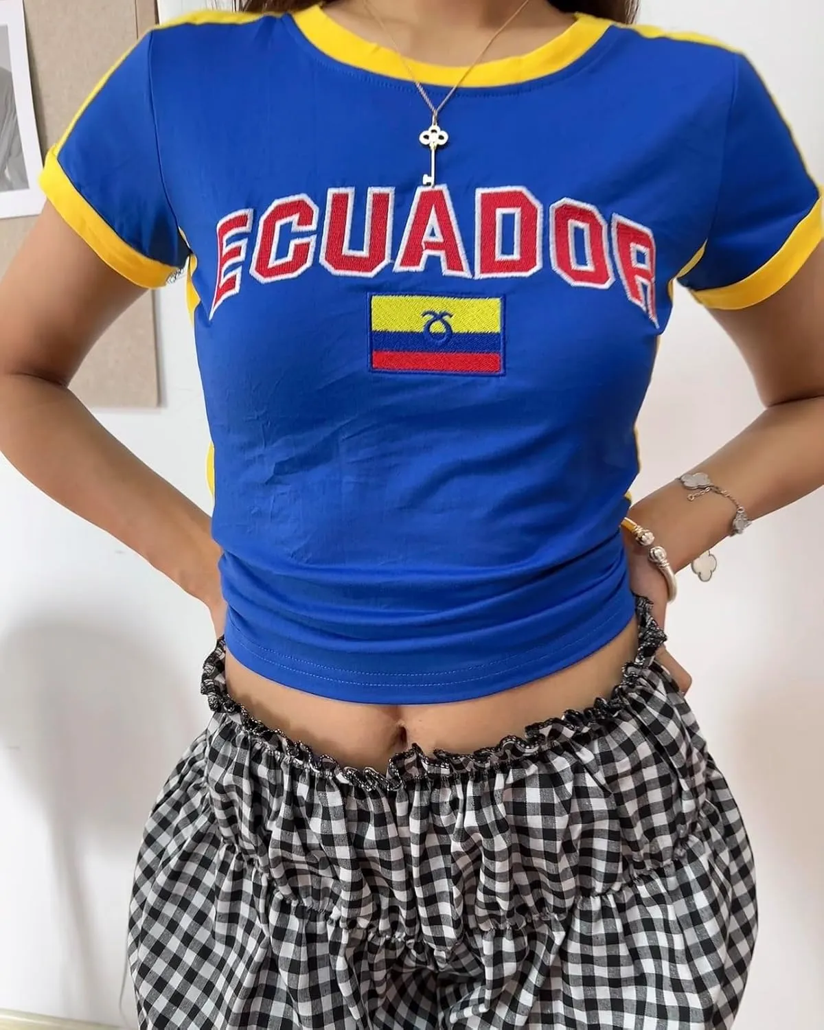 Vintage Graphic Baby Tees for Women Brazil Shirt Y2k Tops Baby Crop Tees 90s Summer Going Out Tops Streetwear Shirts