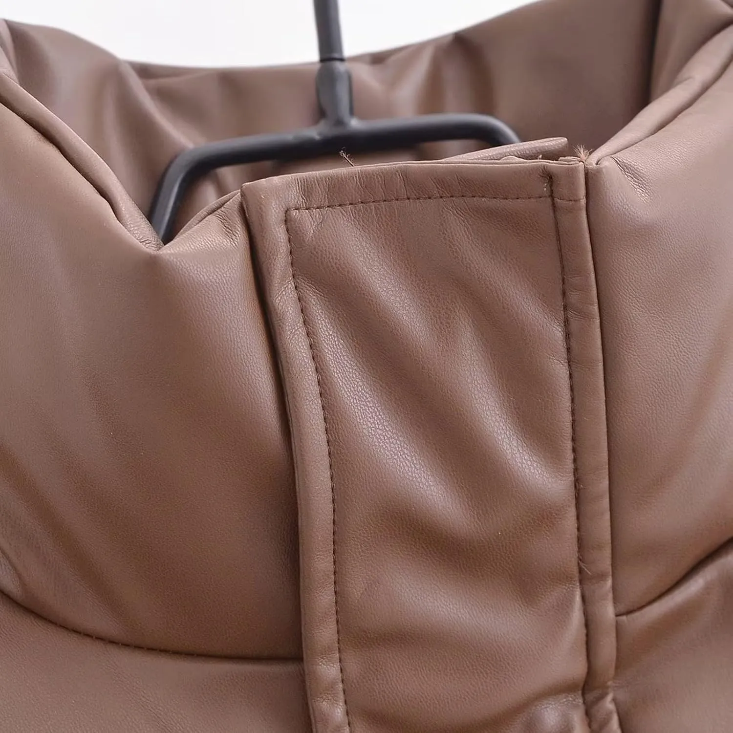 Women's Winter Cropped Puffer Jacket Oversized Stand Collar Zip-Up Short Imitation Leather Down Coat Quilted Jackets