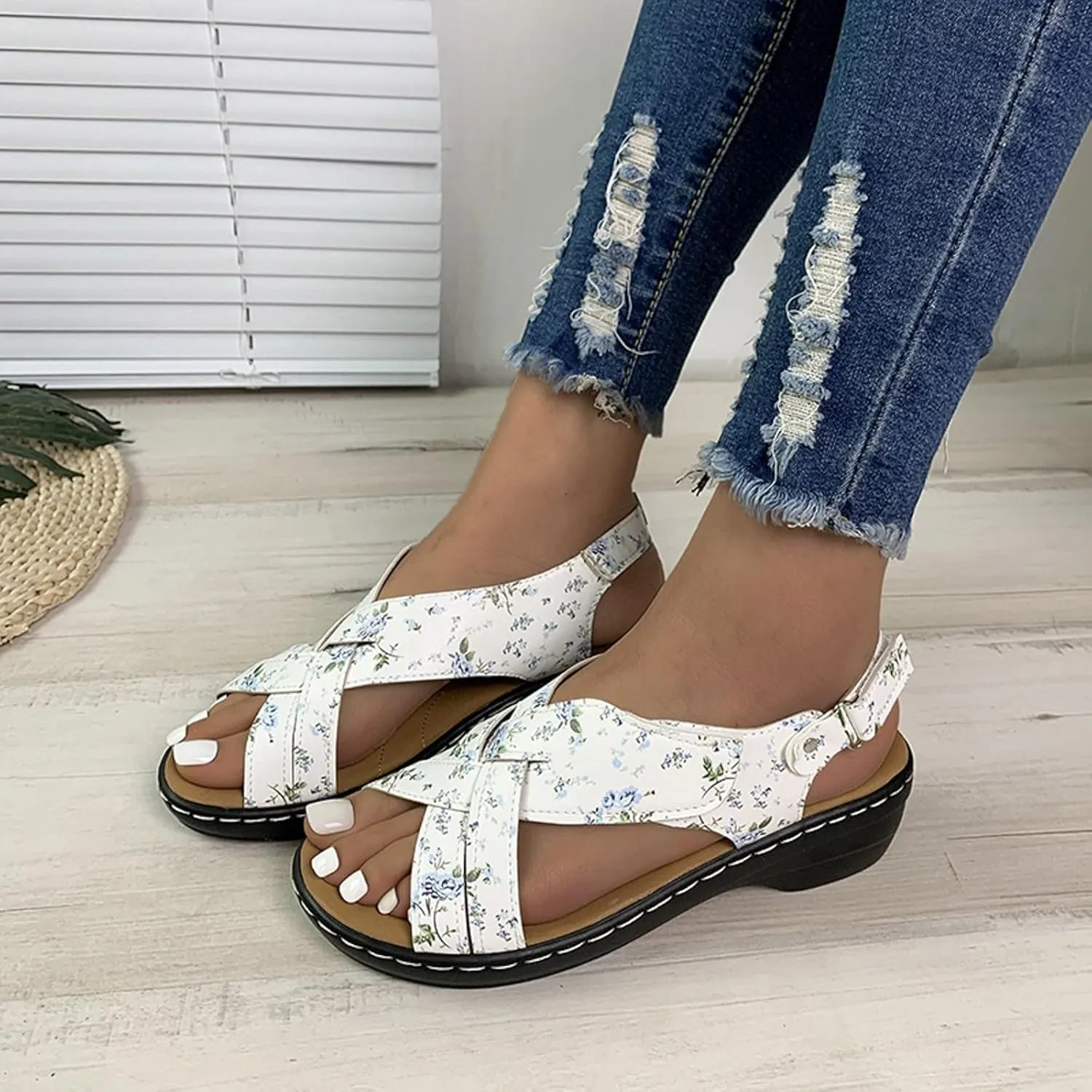 ZSpzx Women's Orthopedic Arch Support Sandals Comfortable for Women Foot Plantar Fasciitis Bunion Slide Open Toe Crisscross Straps Slip On Dressy Summer Adjustable Walking Casual Orthotic Beach Shoes